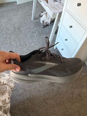 Brooks Gray Athletic Running Shoe with Subtle Silver Accent